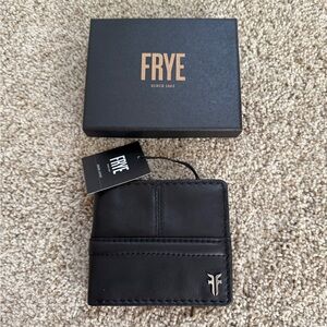NWT Frye Double Billfold Leather Wallet Black